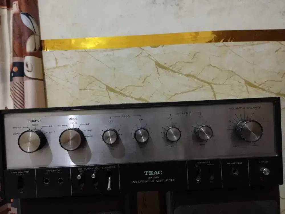 Amplifier teac as 100