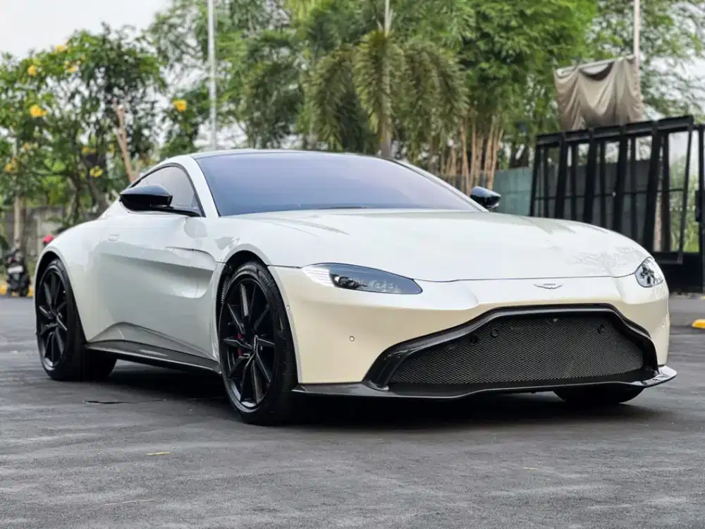 Aston Martin Vantage 2019