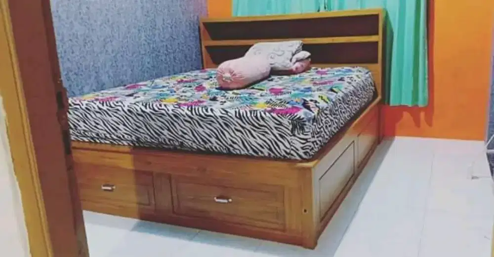 Dipan laci minimalis