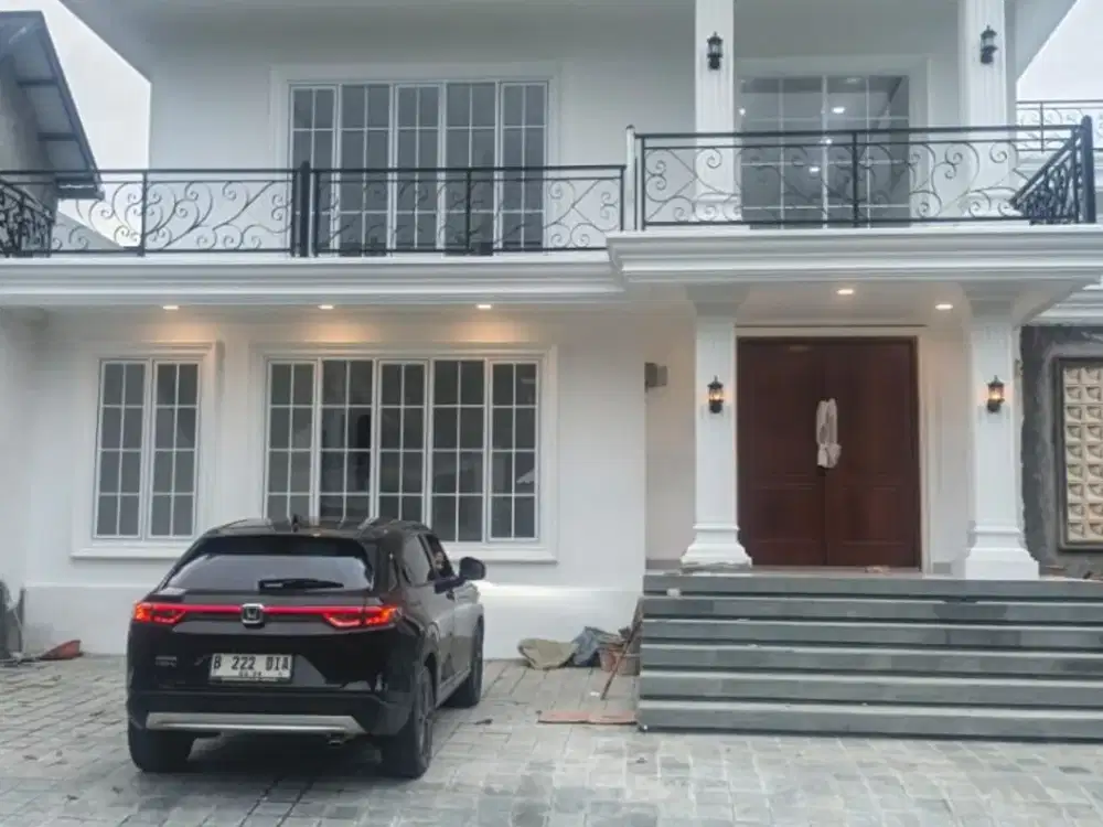 DIJUAL RUMAH BARU AMERICAN CLASSIC 3 lantai Rooftop di Sentul City