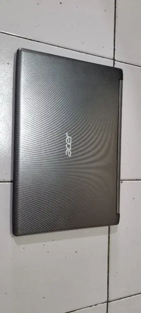 Laptop Acer Aspire A515 51 core i3 6006U ram 8gb ddr4 ssd 128gb 15inc