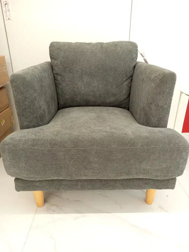 PROMO SOFA 1 SEATER ZUKO