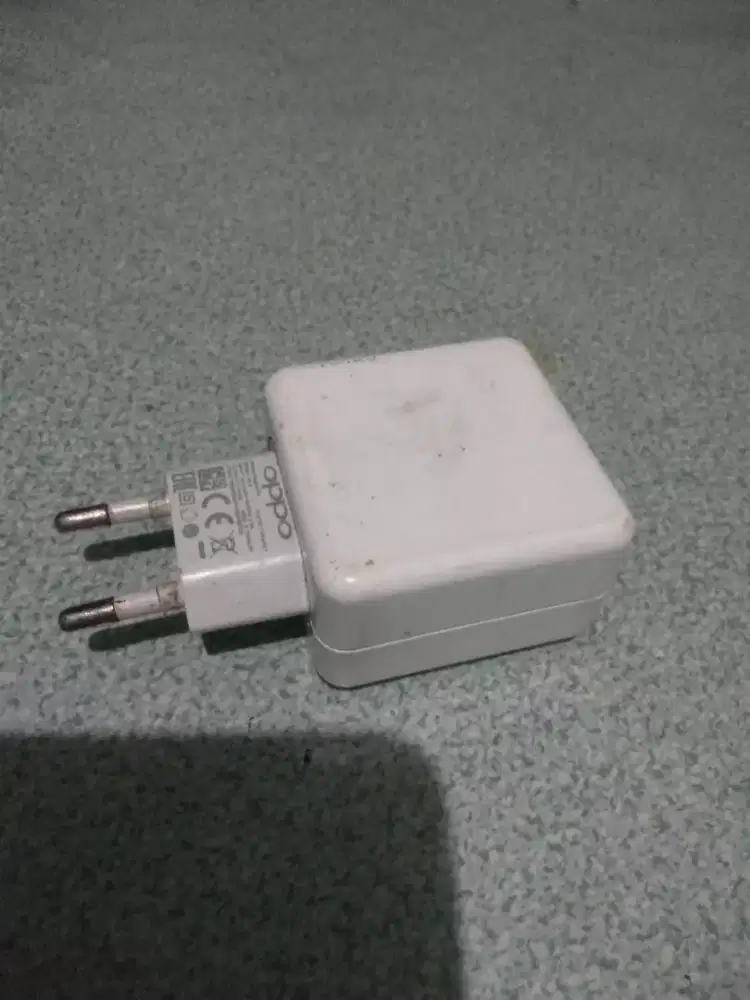 Batok charger cabutan oppo