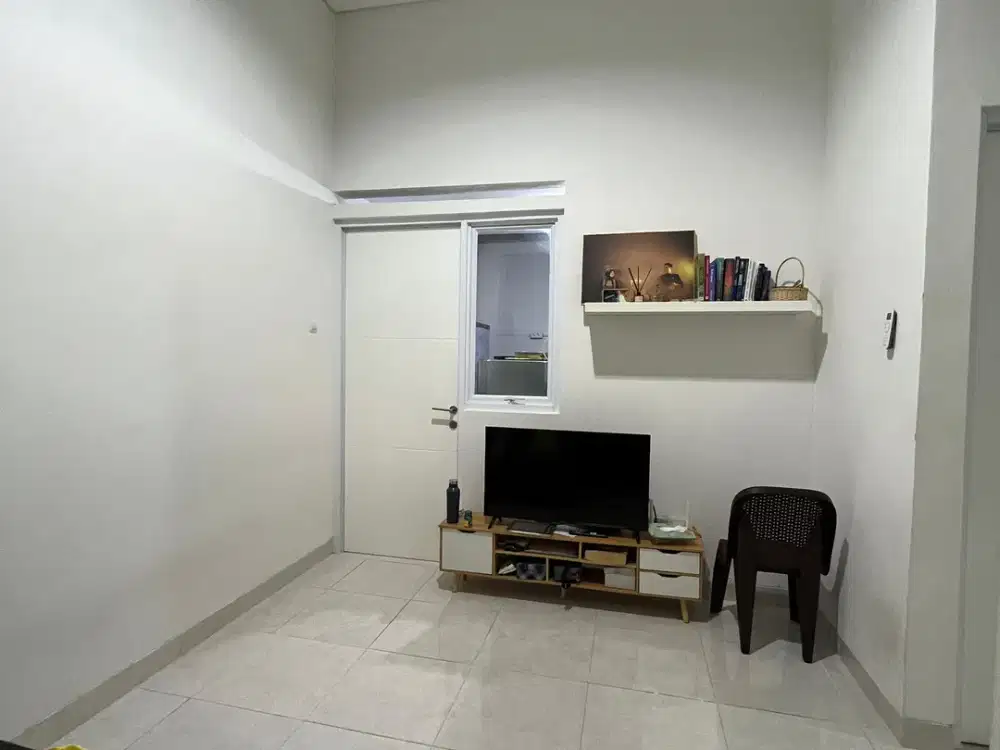 Rumah Luas Tanah 120 Dekat RS Permata Pamulang SHM Hadap Utara J-39872