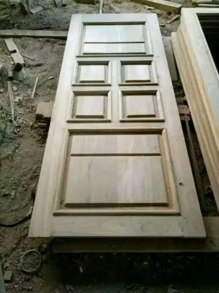 Daun pintu solid jati