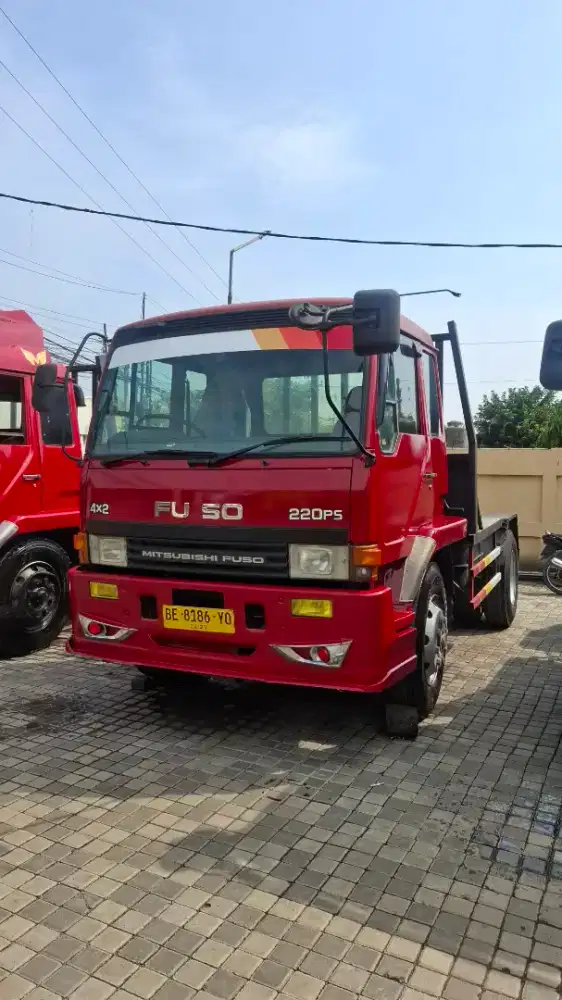 HEAD TRAILER FUSO 220 PS FM 517 HS