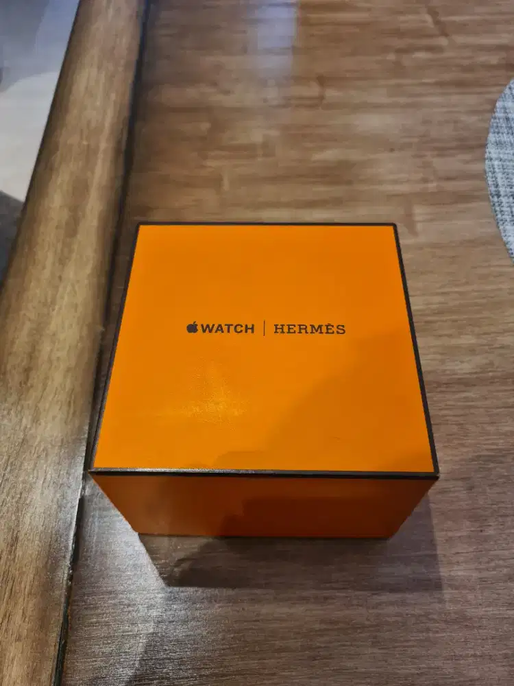 Apple Watch Hermes 42 mm Single Tour Fauve Barenia Calf Leather Asli