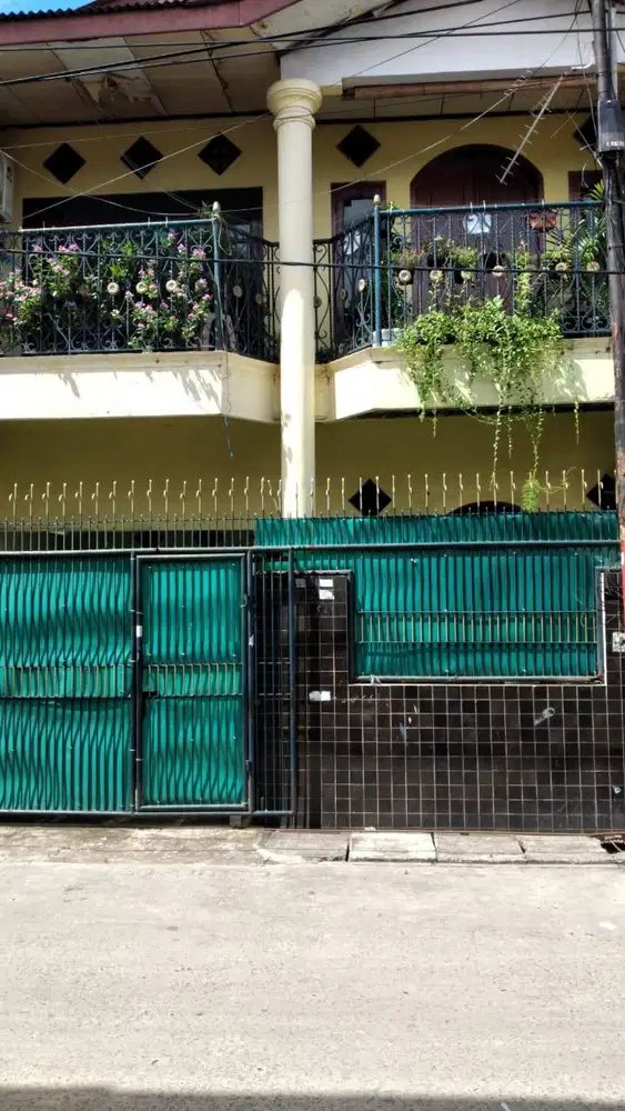 Jual Rumah Megah di Perum Lagoa Jakarta utara (c1027)