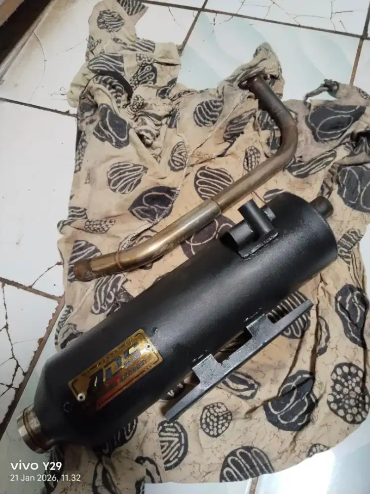 Di jual knalpot bobokan buat vario 125 old / KZR
