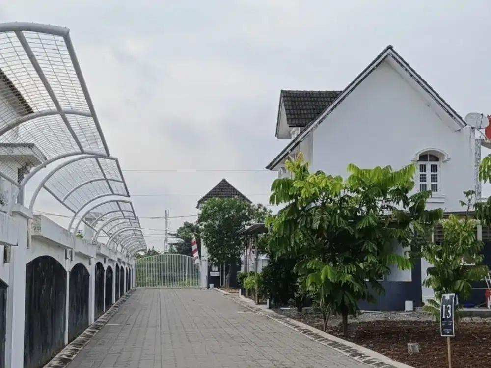 Rumah Kolam Renang Pribadi Dekat Rumah Sakit PKU Gamping sleman Jogja