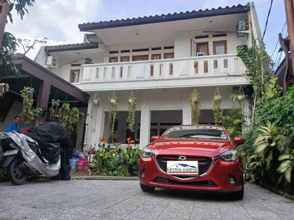 RUMAH MENAWAN DI PONDOK BAMBU