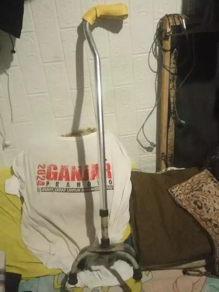 Tongkat u cacat kaki dr stanlees