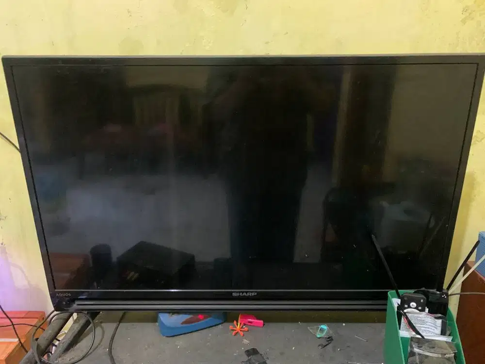 JUAL MURAH TV  DIGITAL SHARP 32 INCHI GRATIS SETBOX
