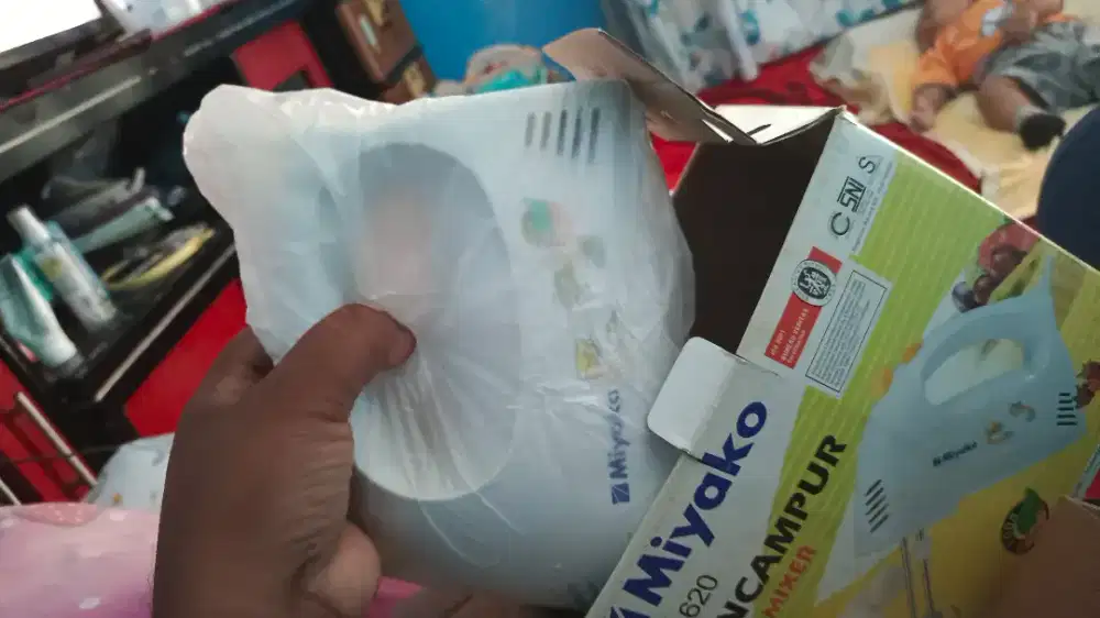 Hand mixer Miyako HM - 620