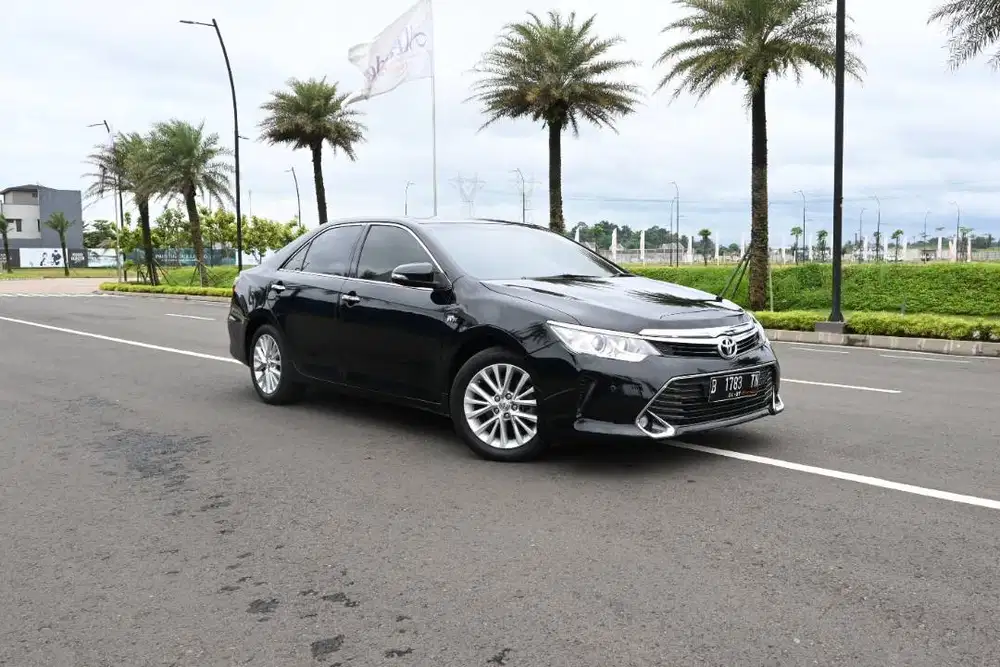 Toyota Camry 2.5V AT 2017