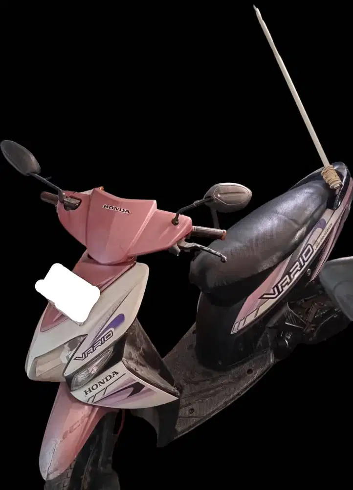 Motor Honda Vario Pink Putih 110 CC