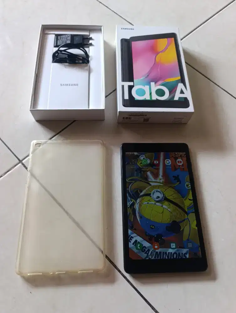 Samsung Galaxy Tab A 2019 Layar 8in Lengkap &mulus normal camera cakep