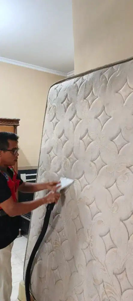 Jasa Cuci Kasur,Sofa,Karpet,Jok Mobil,Gorden,Vynniel,dll