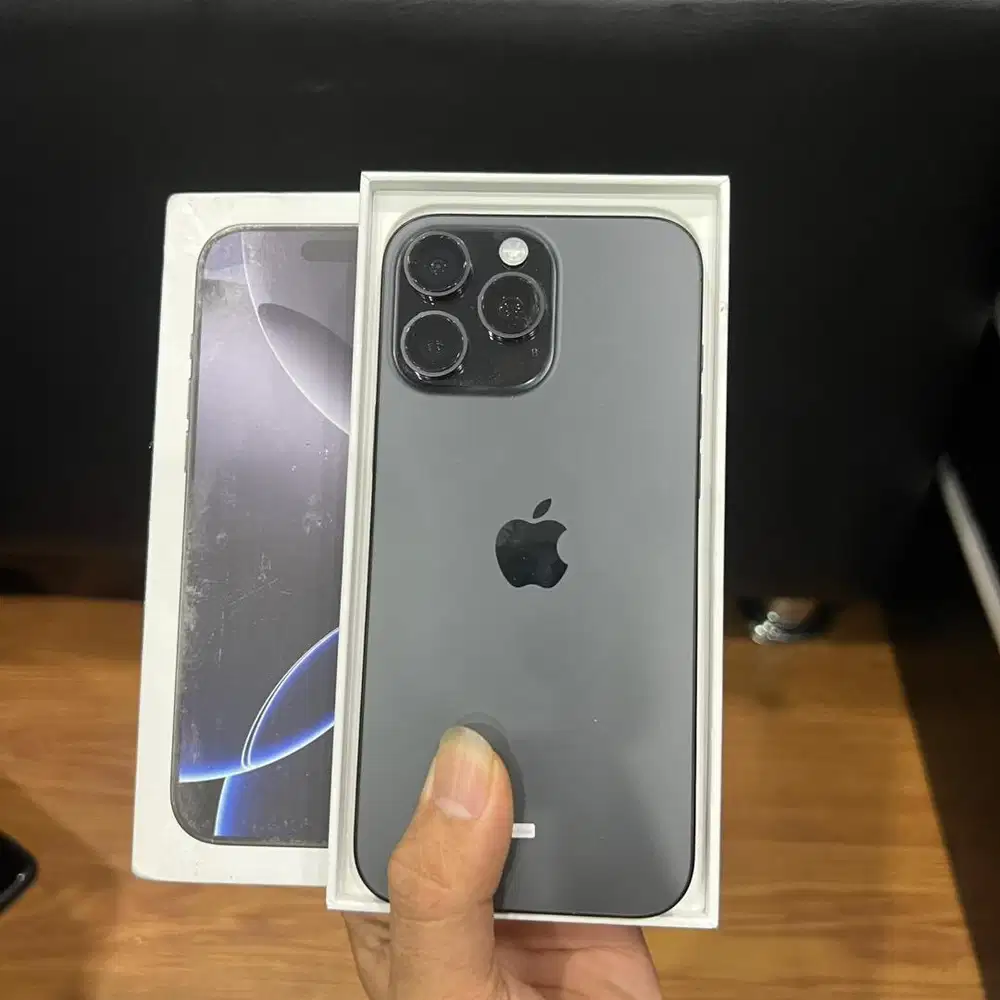 Iphone 16 pro max 256gb black