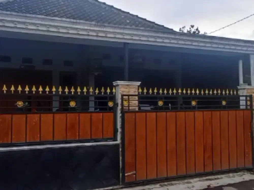 Dijual Rumah Siap Huni  Barat Pasar Sleman di Triharjo Sleman