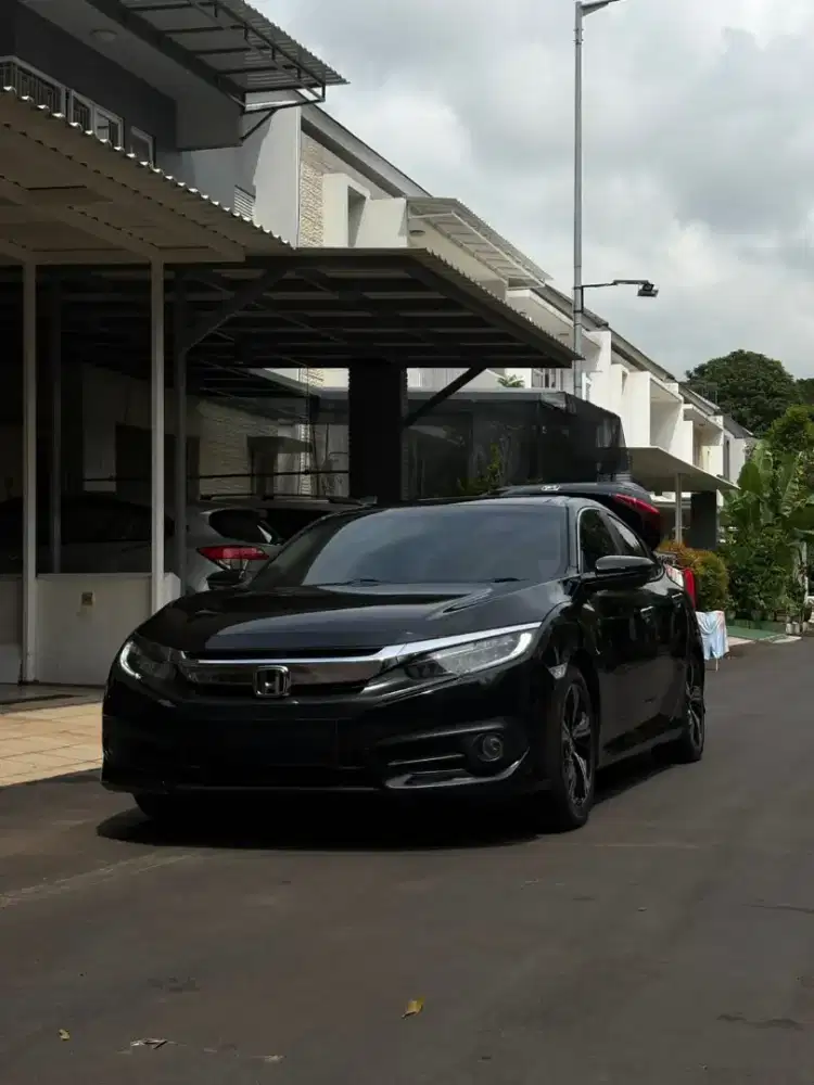 Honda Civic Turbo Sedan 2017