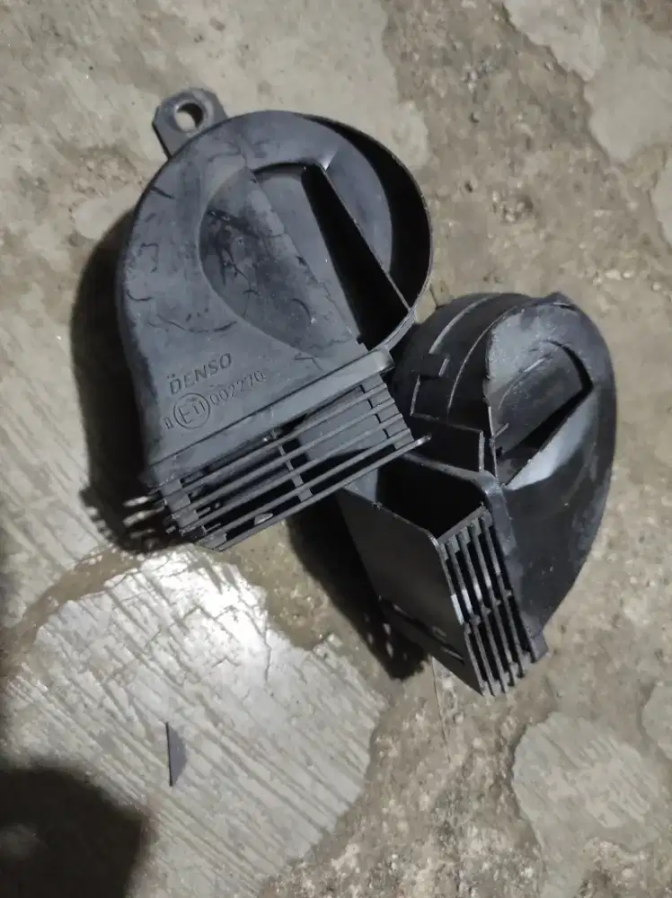 Klakson keong motor mobil merek denso