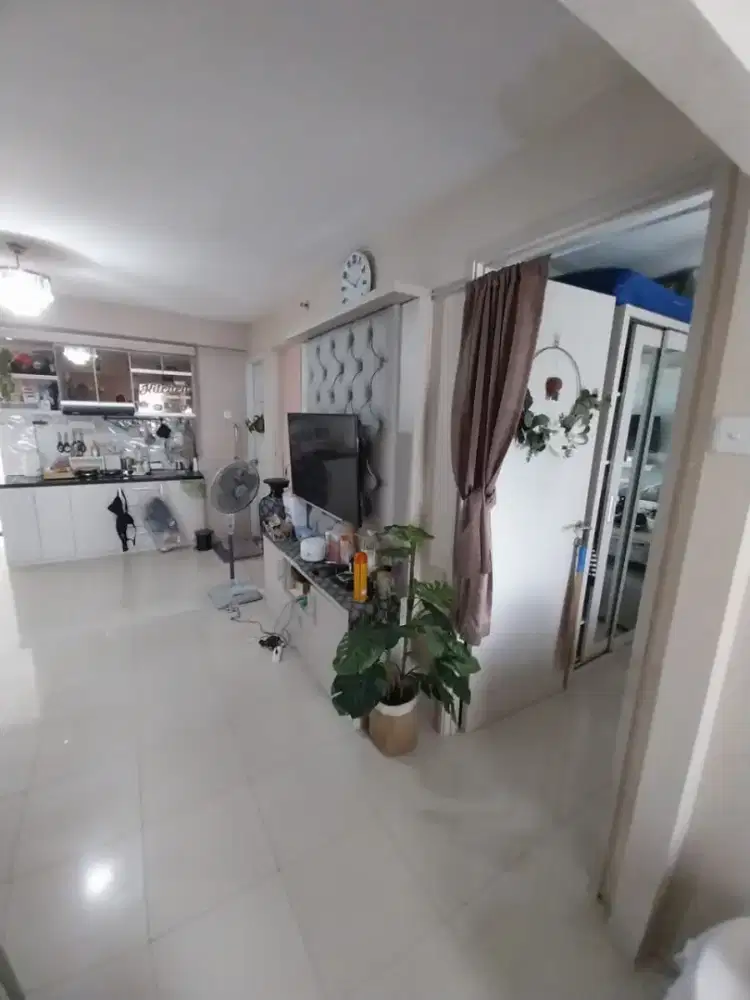 Turun harga jual apartemen Bassura City type 3bedroom full modif