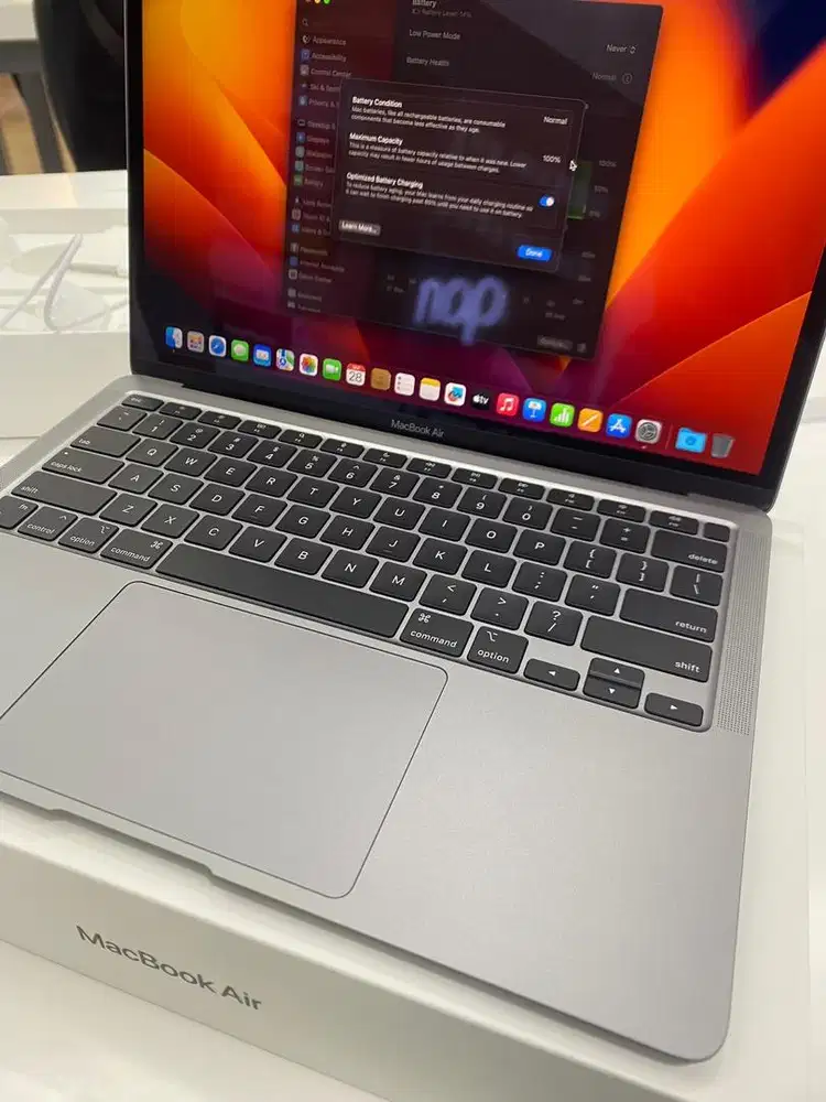 (iBox) MACBOOK AIR BH 98% MULUS 100%