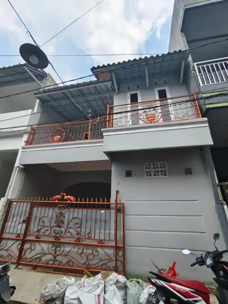 Disewakan Rumah 2 lantai di Vila Mas Garden Bekasi Lokasi Strategis