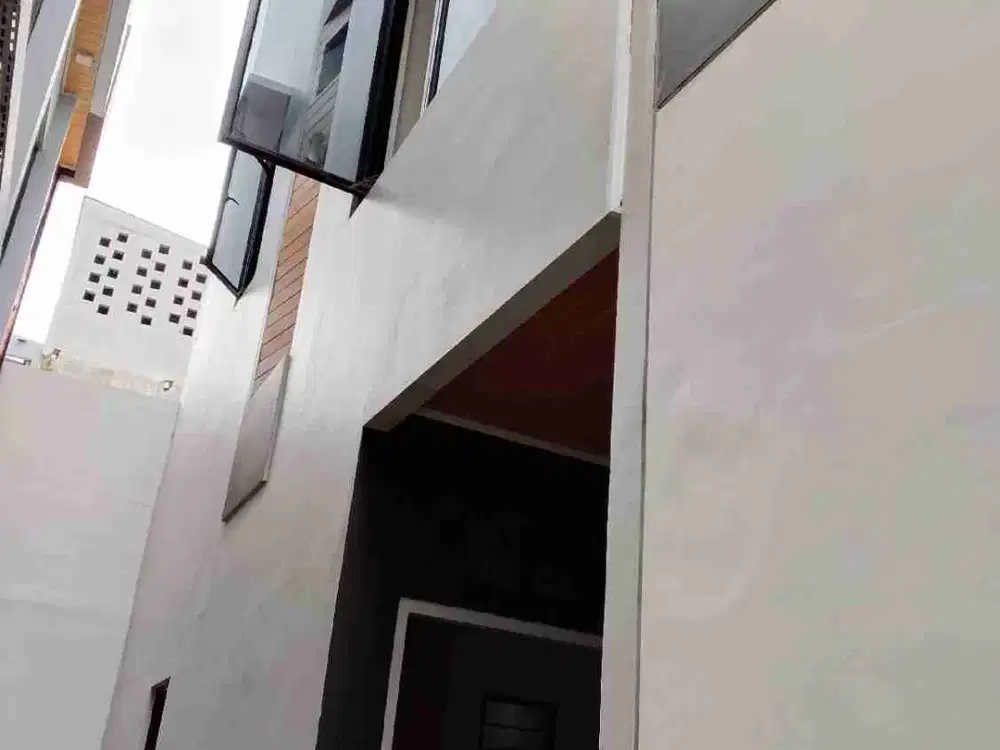 Rumah Minimalis Harga Bagus strategis dekat dengan fasilitas umum Jakarta Timur