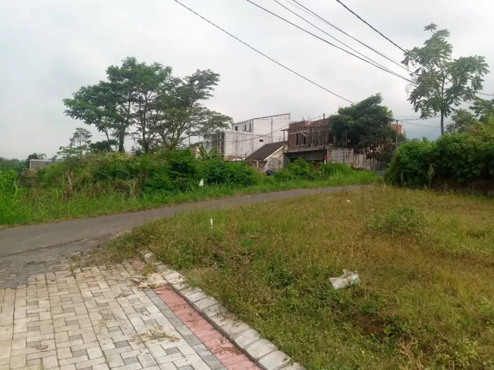 Tanah dijual di trunojoyoatas Lt80 SHM dekat BNS DPRD Polres RS Baptis