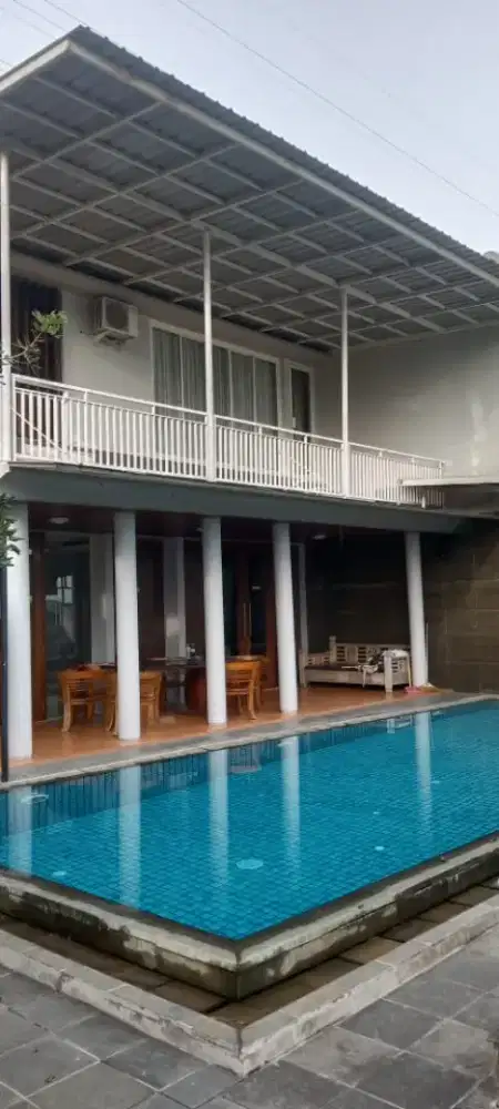 Dijual rumah mewah & nyaman, Citra Sun Garden, Kota Semarang