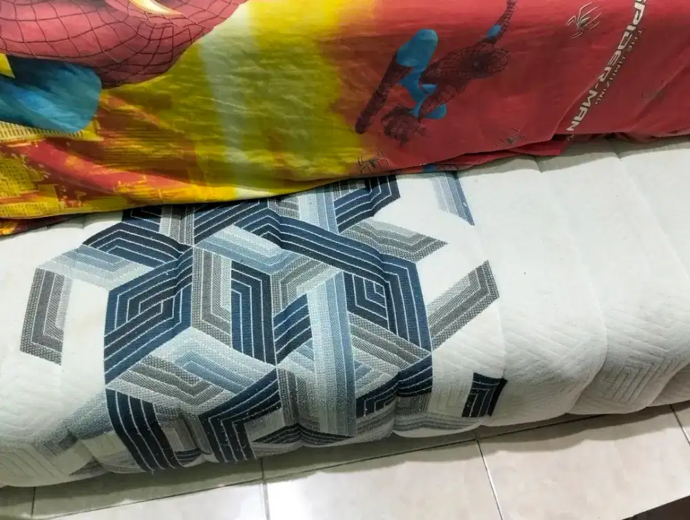 Jual spring bed 2 rak