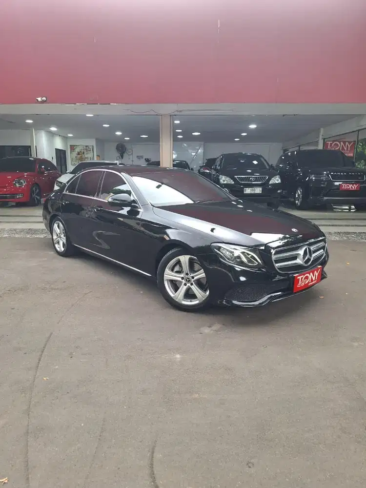 Mercy E250 W213 Avantgarde DP 10jt Saja 2017 Hitam