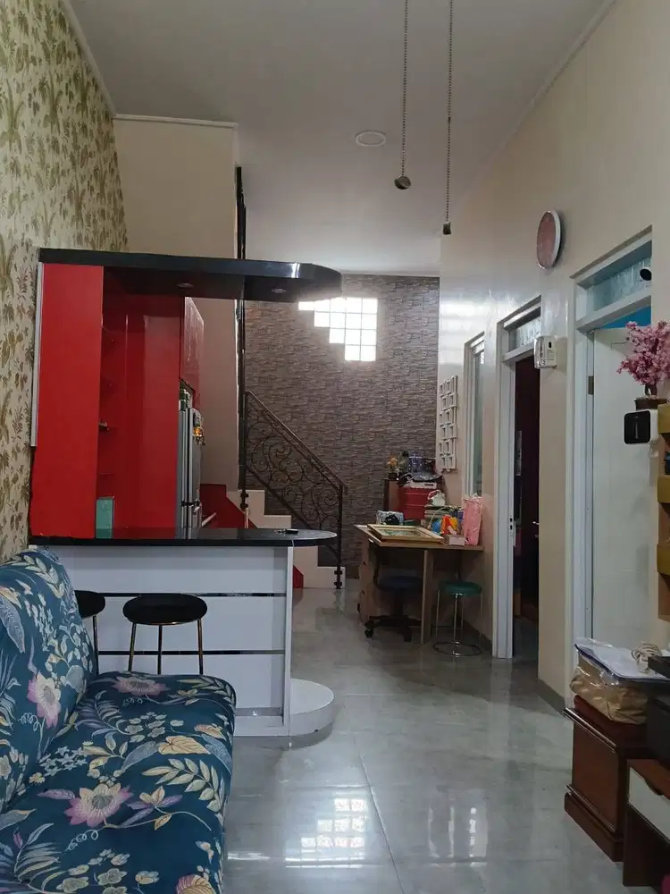 Dijual Rumah Full Furnished di Riung Bandung