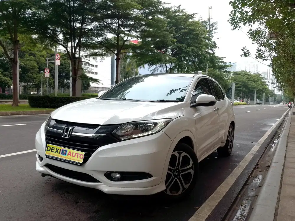 (KM35000)HONDA HRV PRESTIGE 2016 NIK 2015 SUNROOF KM RENDAH