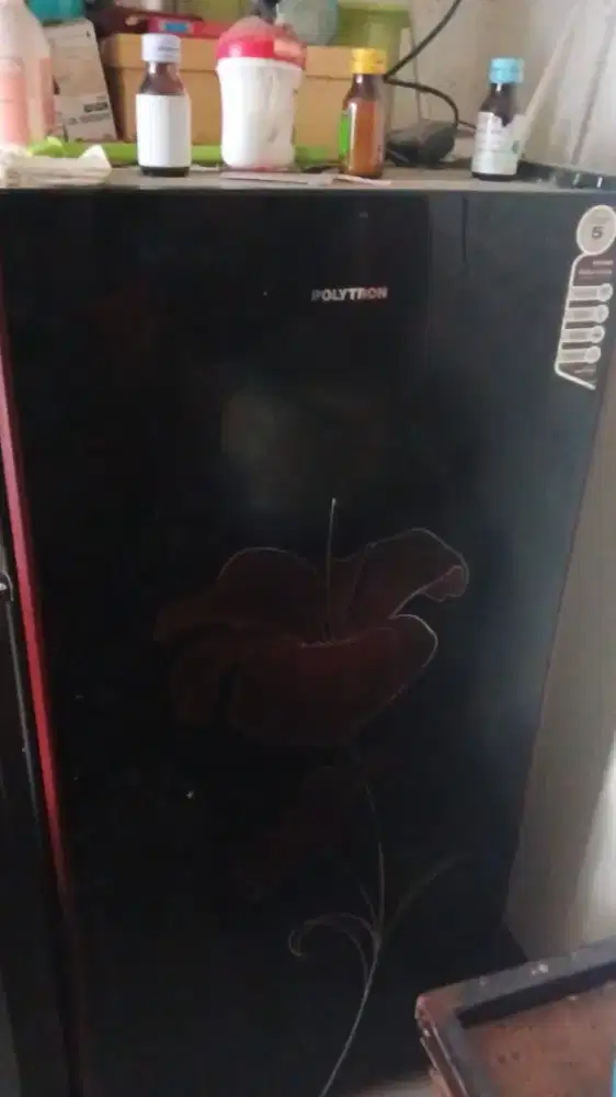 Jual kulkas polytron