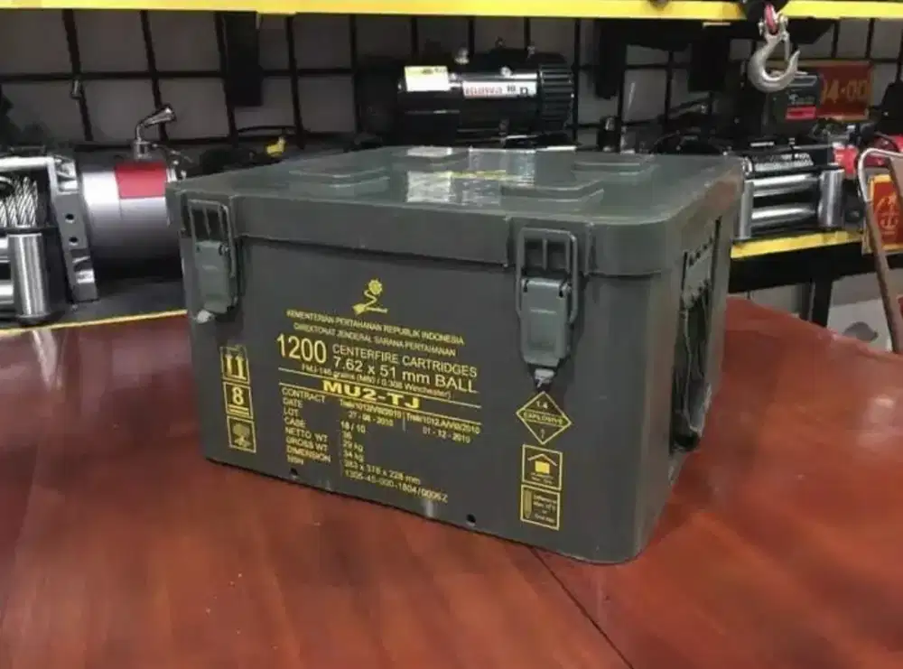 Kotak peluru pindad serbaguna