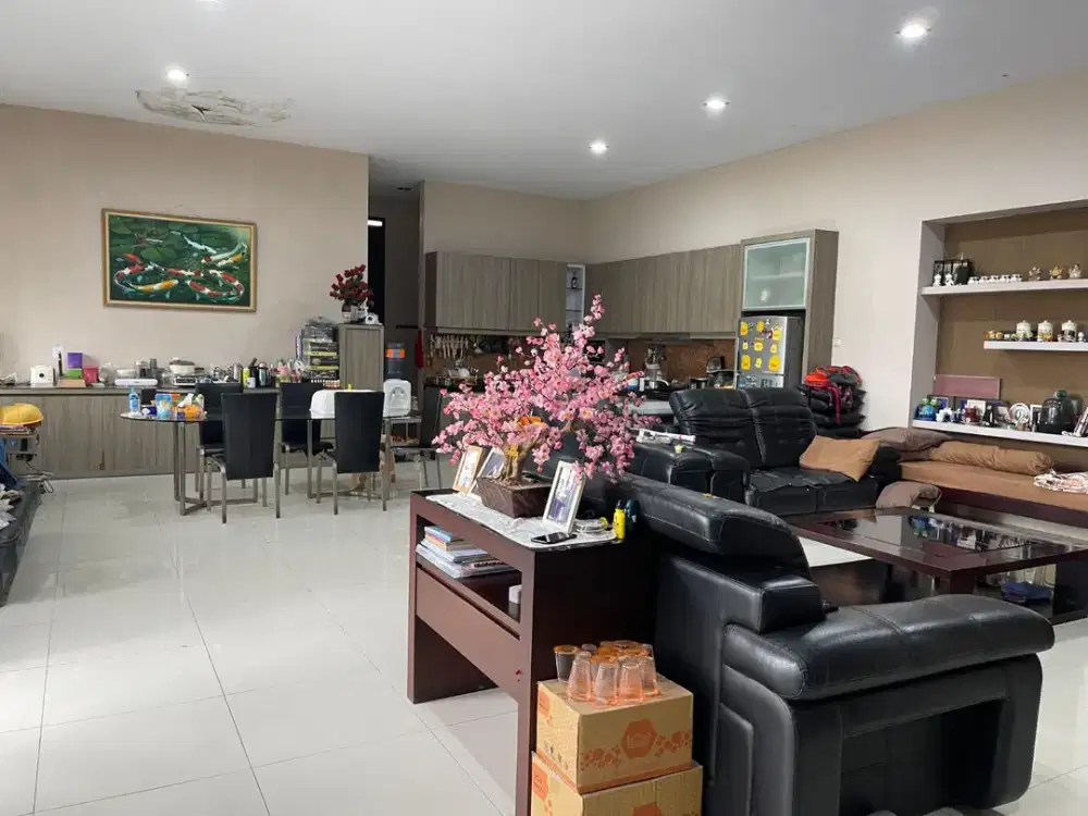 Dijual Rumah Setiabudi Regensi mewah dan view city