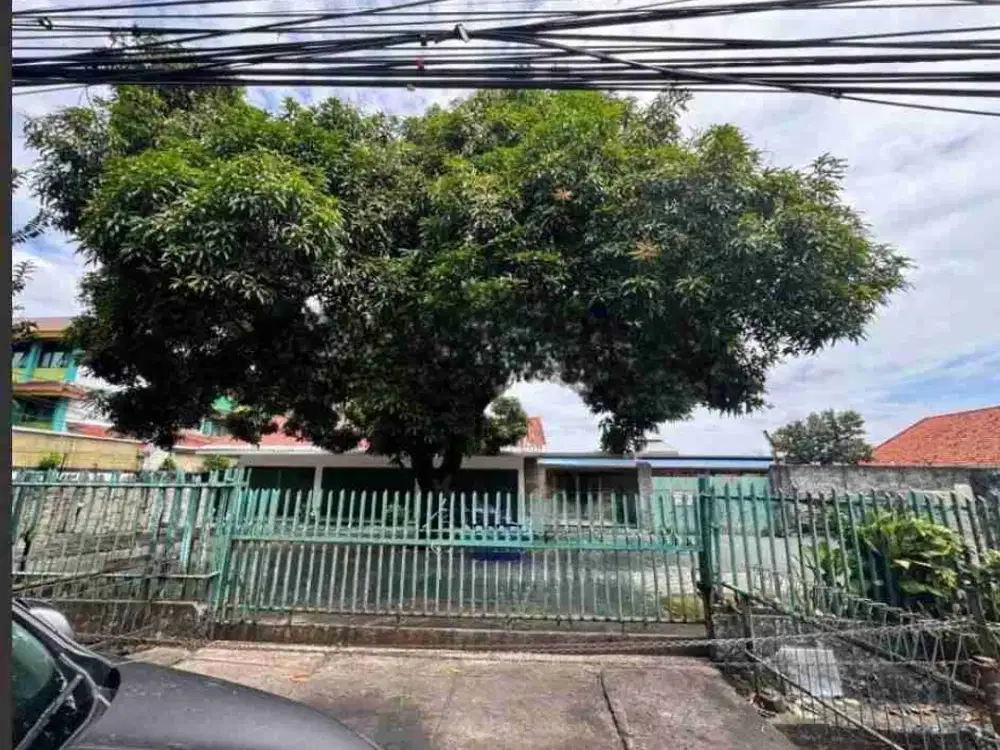 Dijual cepat kavling pinggir jalan di Kebayoran Lama Jaksel