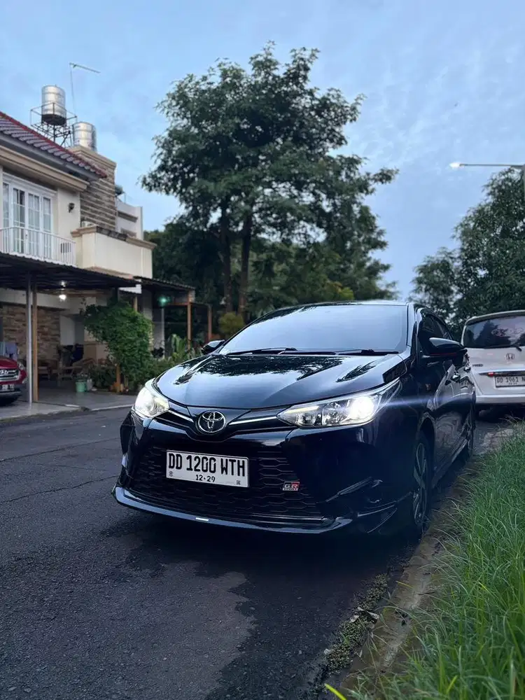 Toyota Yaris 2019 AT (Hitam)