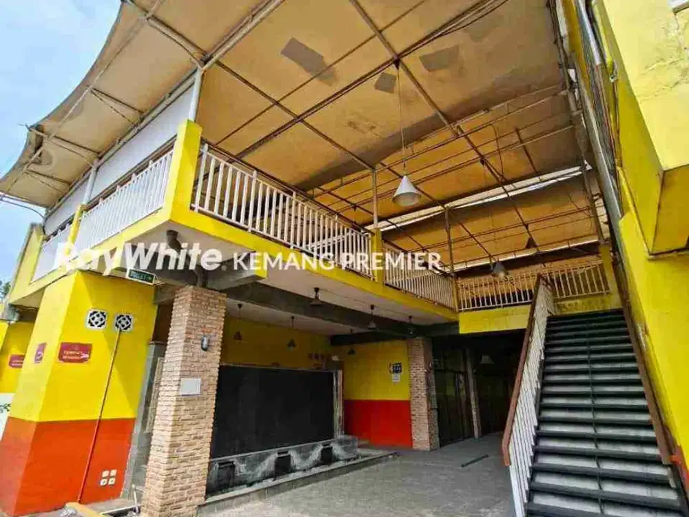 Bangungan Lokasi Strategis di Depok