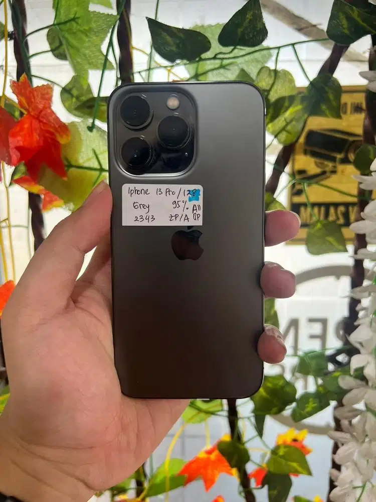 Iphone 13 pro 128gb all op 7jutaan
