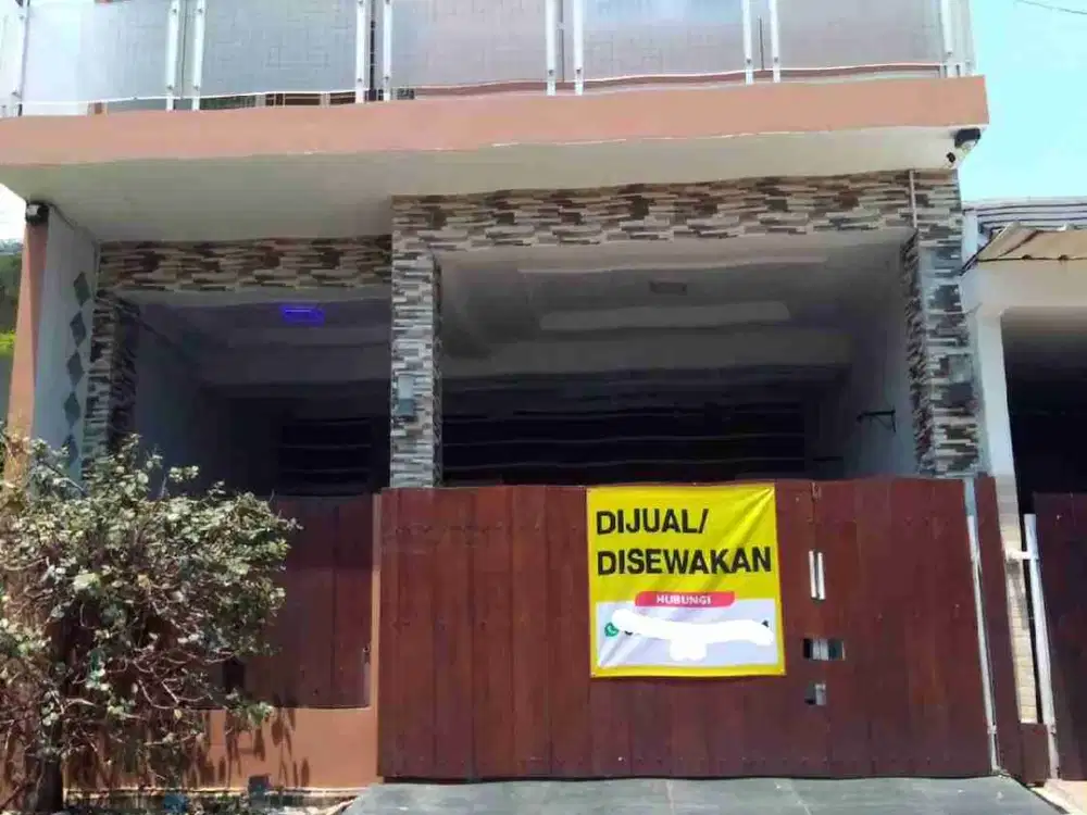 dijual rumah 2 lantai cluster fressia VBI 6 karadenan