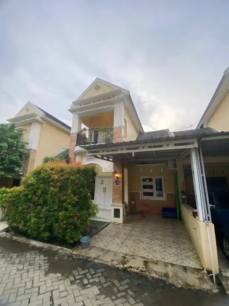 Disewakan Rumah 2 Lt Nyaman Dan Aman di Perum Kauman Residence Blok C