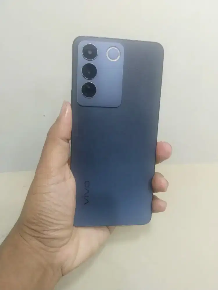 Jual vivo v27e 8/256