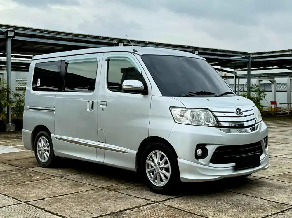 Daihatsu Luxio X Automatic 2022