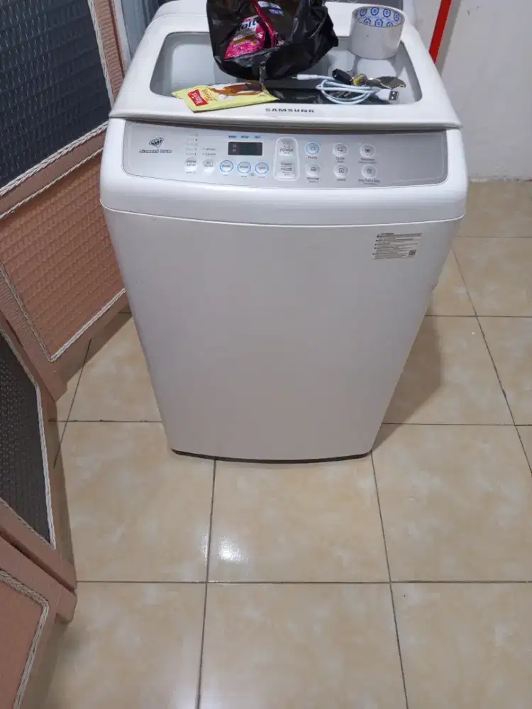 Jual mesin cuci samsung top loading ex anak kos, kondisi prima..!