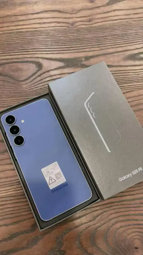 SAMSUNG GALAXY S25 FE