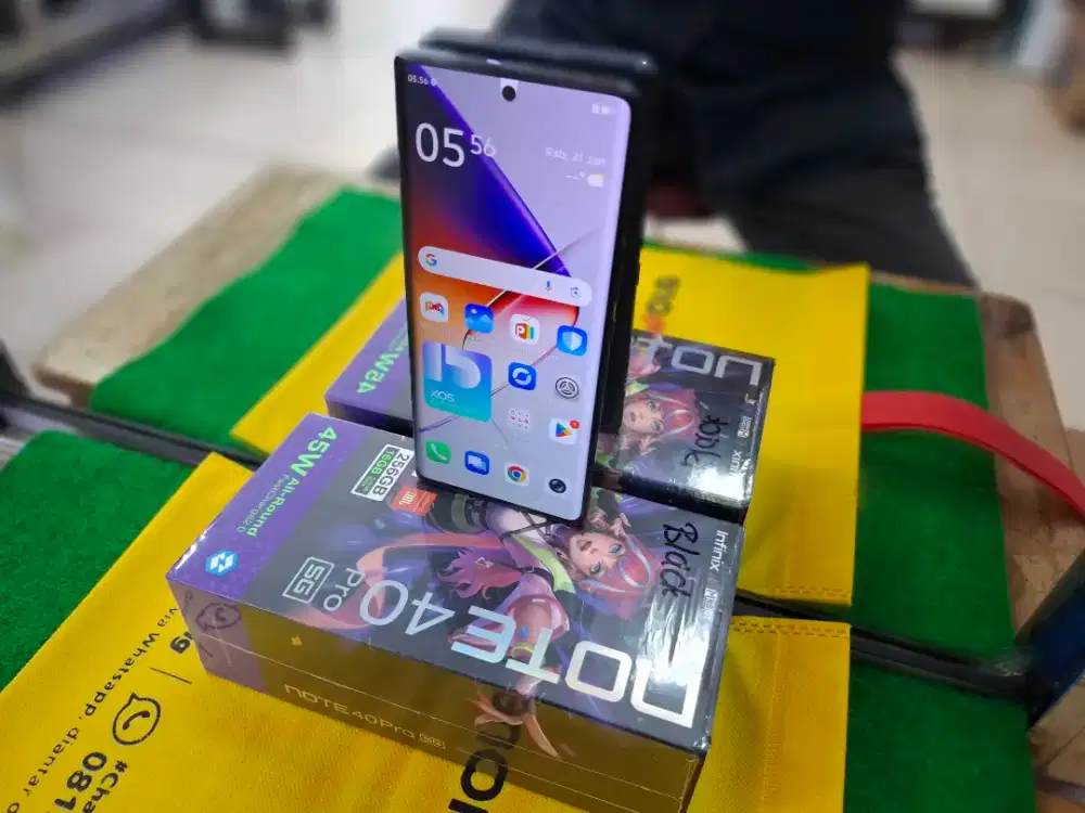 INFINIX Note 40 Pro 5G 8/256 GB mulus no minus lengkap normal